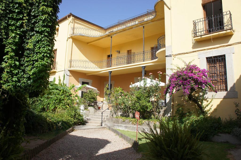 Hostal La Colonial Madrigal de la Vera Extérieur photo